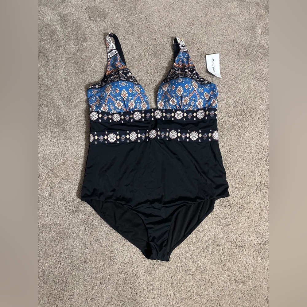 Meet.Curve Women's Plus Blue Charming Printed CutOut One-Piece Swimsuit Size 4XL